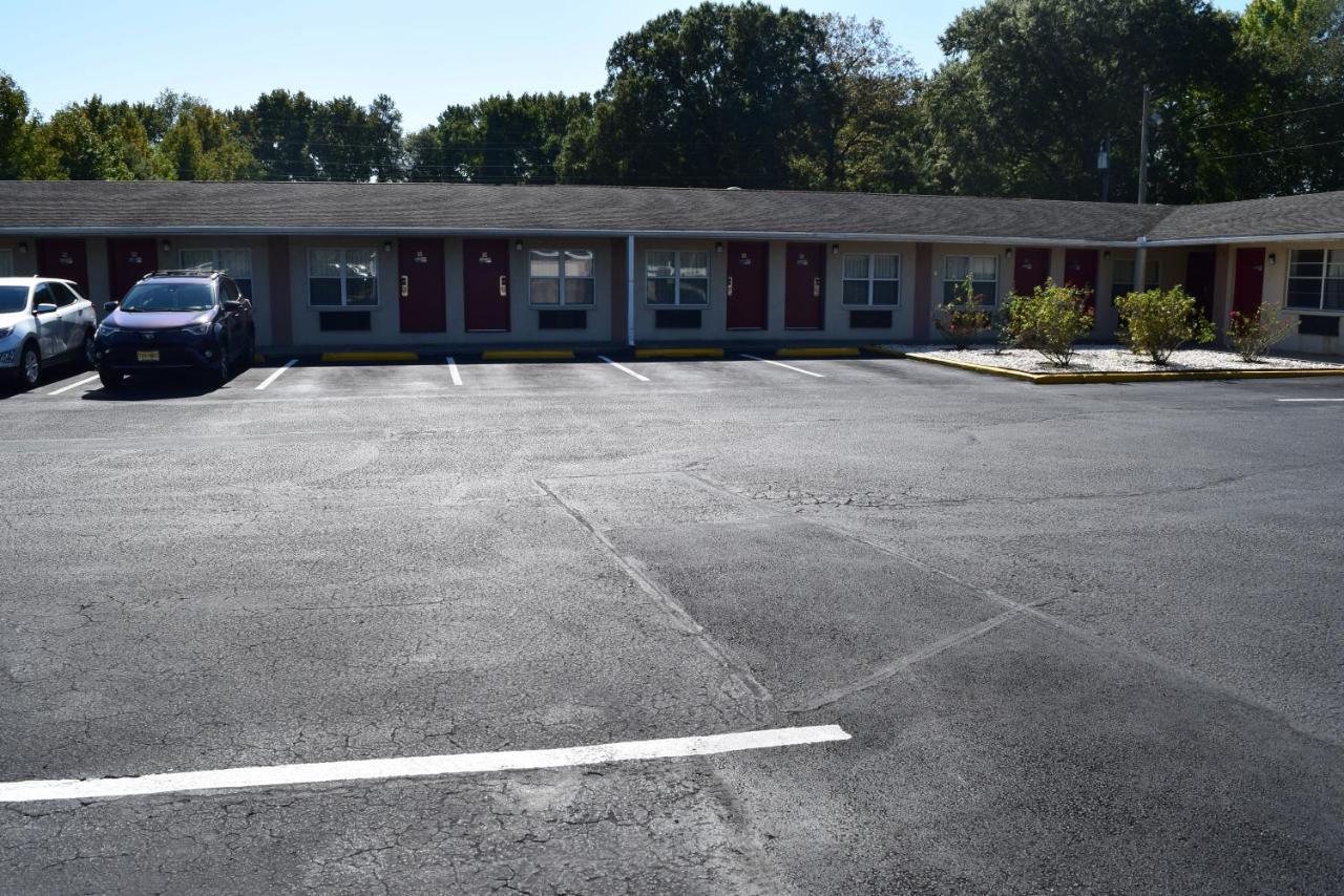 White Oaks Motel Pennsville/Carneys Point Extérieur photo