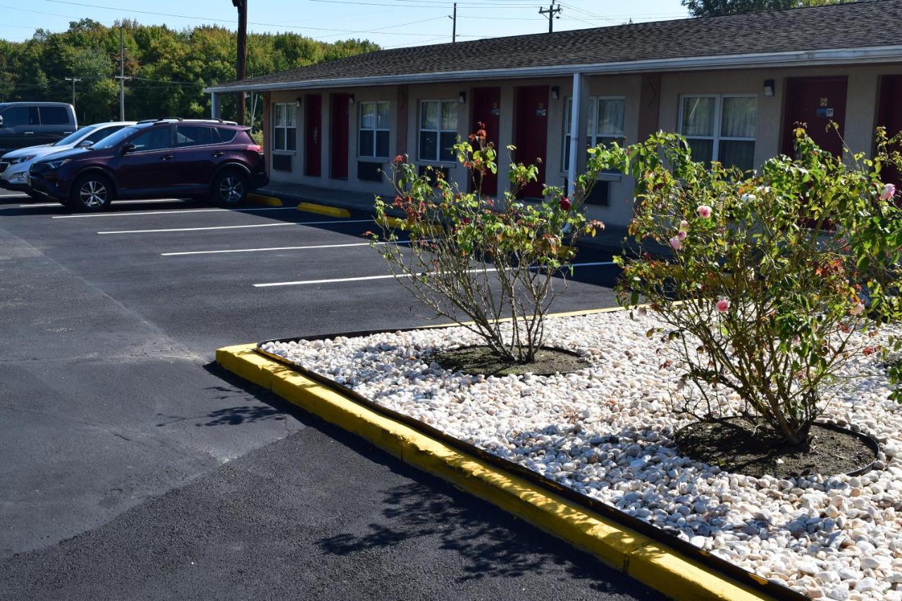 White Oaks Motel Pennsville/Carneys Point Extérieur photo